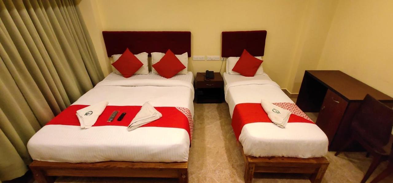 Hotel Green Plaza Thrissur Esterno foto