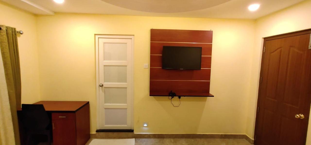 Hotel Green Plaza Thrissur Esterno foto