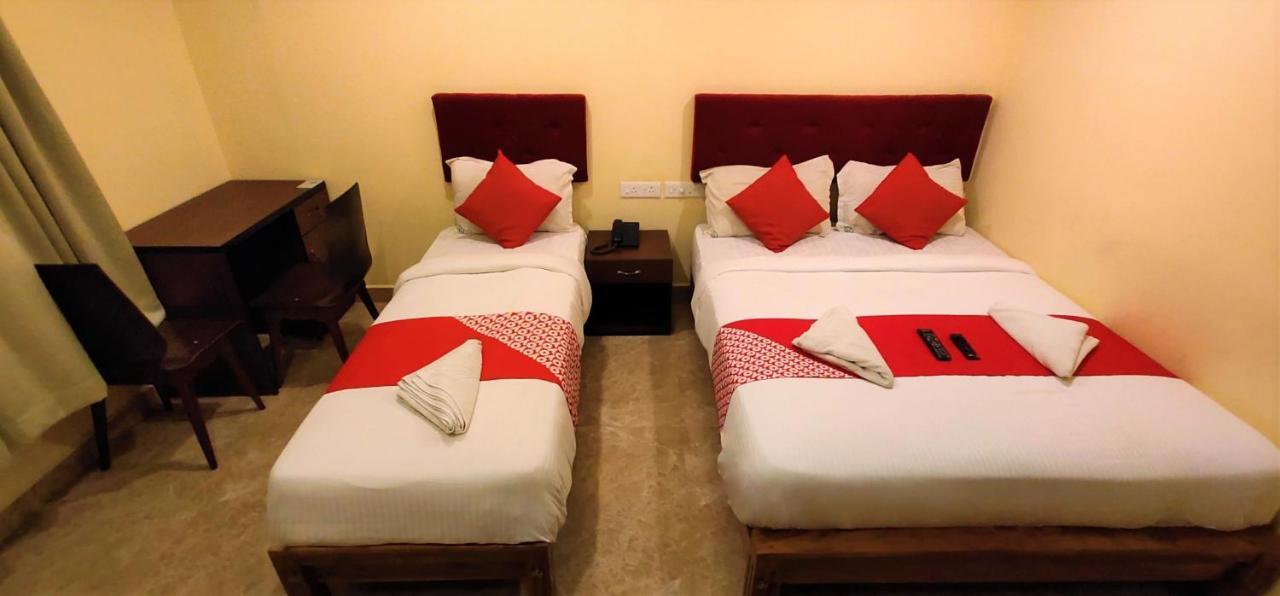 Hotel Green Plaza Thrissur Esterno foto