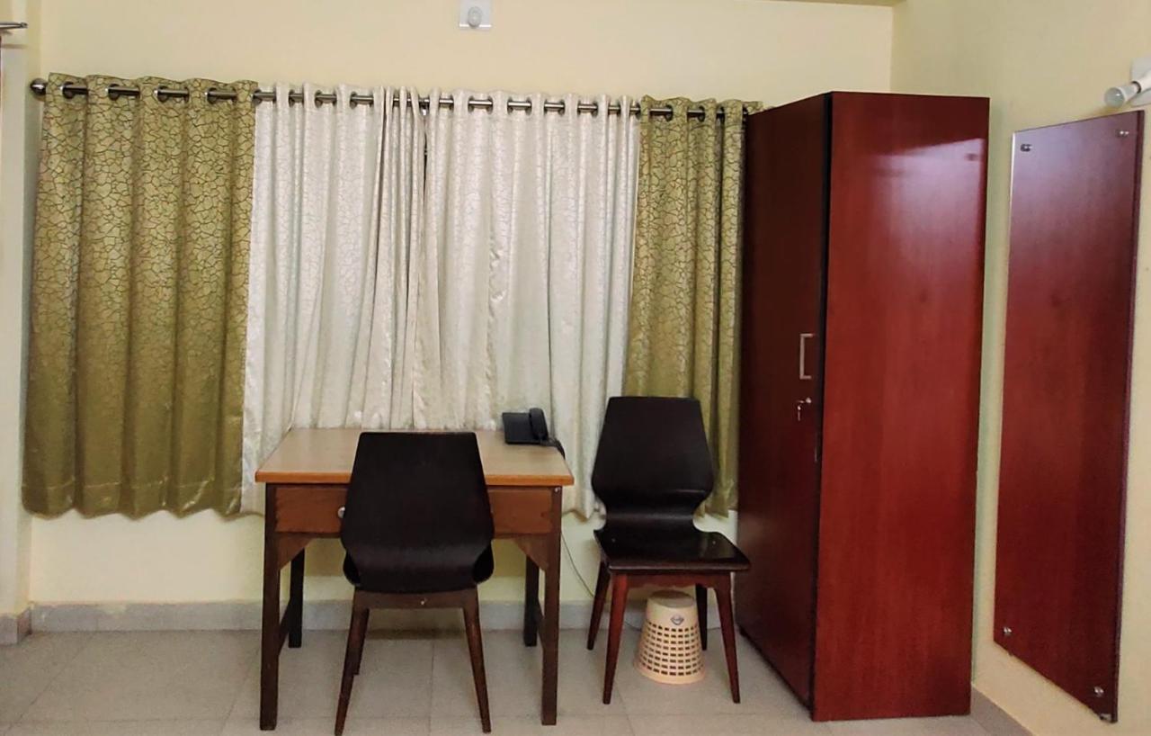Hotel Green Plaza Thrissur Esterno foto