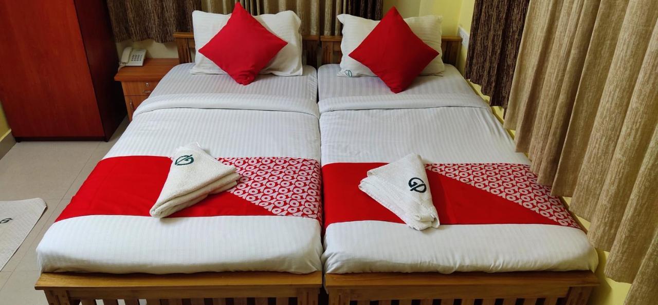 Hotel Green Plaza Thrissur Esterno foto